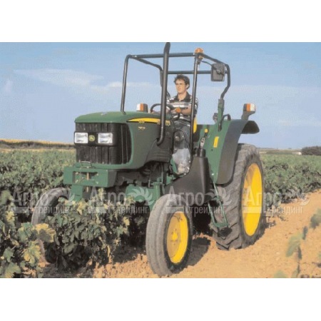Многофункциональный минитрактор John Deere 5515 в Йошкар-Оле